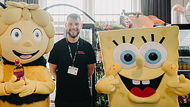 Book your showroom now!